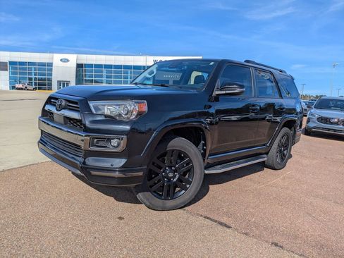 Used 2021 Toyota 4Runner Nightshade image 4