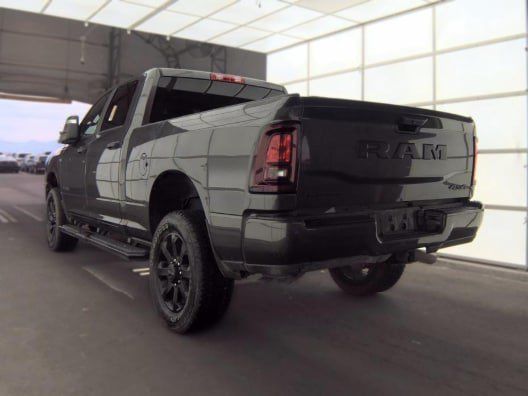 Used 2025 RAM 2500 Big Horn AWD/4WD image 9