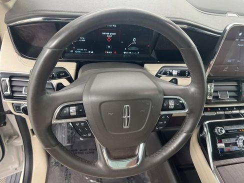 Used 2018 Lincoln Navigator Reserve w/ Technology Package AWD/4WD image 23