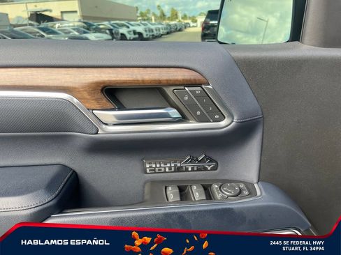 Used 2023 Chevrolet Silverado 1500 High Country w/ Technology Package AWD/4WD image 22