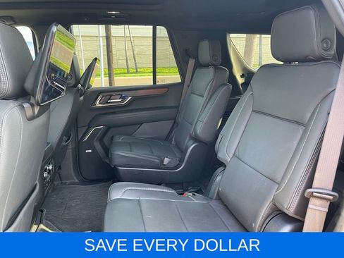 Used 2025 GMC Yukon Denali w/ Denali Reserve Package RWD image 19