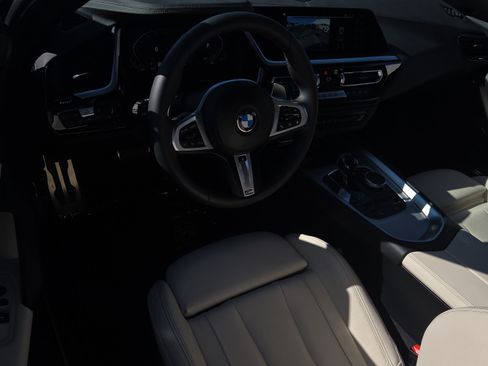 Used 2026 BMW Z4 sDrive30i w/ Premium Package RWD image 11