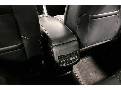 Used 2018 Ford Fusion SE w/ Fusion SE Technology Package image 34