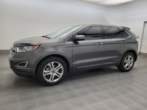 Used 2016 Ford Edge Titanium w/ Equipment Group 301A FWD image 2