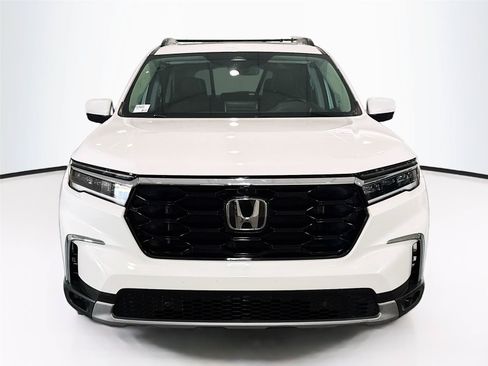 Used 2024 Honda Pilot Elite image 25