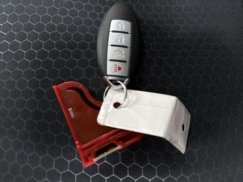 Used 2016 Nissan Juke SV image 43