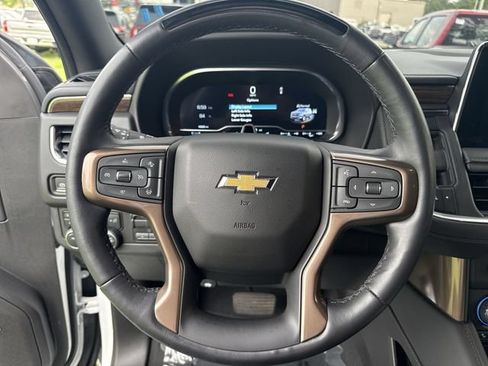 Used 2024 Chevrolet Tahoe High Country w/ Advanced Technology Package AWD/4WD image 14
