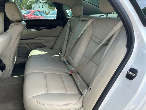 Used 2016 Cadillac XTS Luxury image 10