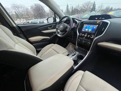 Used 2019 Subaru Ascent Premium image 31