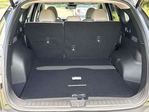 New 2025 Hyundai Tucson SEL image 18