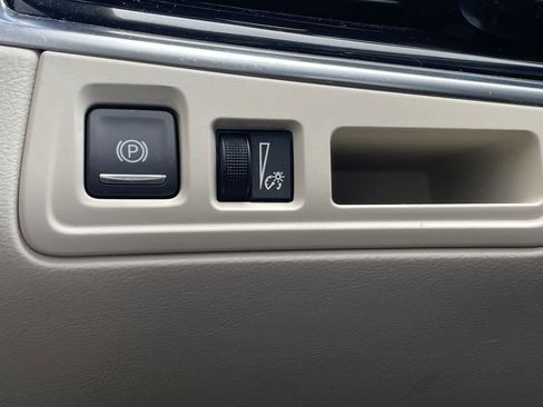 Certified 2024 Cadillac XT6 Premium Luxury w/ LPO, Floor Liner Package image 32