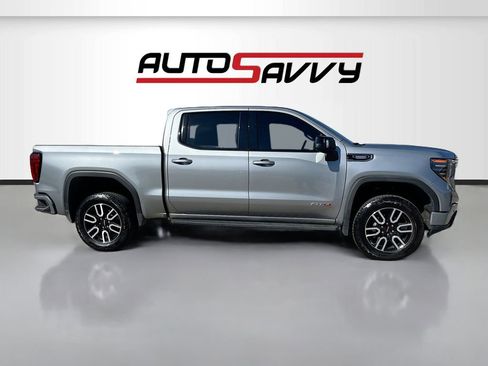 Used 2025 GMC Sierra 1500 AT4 w/ AT4 Premium Package AWD/4WD image 8