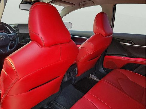 Used 2023 Toyota Camry XSE FWD image 13