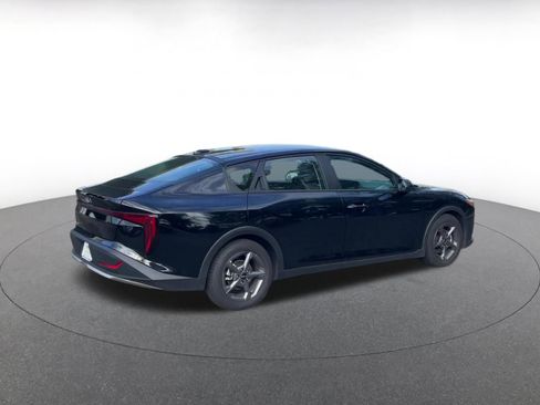 Used 2025 Kia K4 LXS image 14