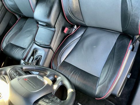 Used 2017 Dodge Charger SE w/ Power Sunroof Group image 38