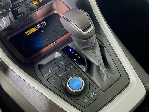 Certified 2025 Toyota RAV4 Limited w/ Advanced Technology Package AWD/4WD image 16