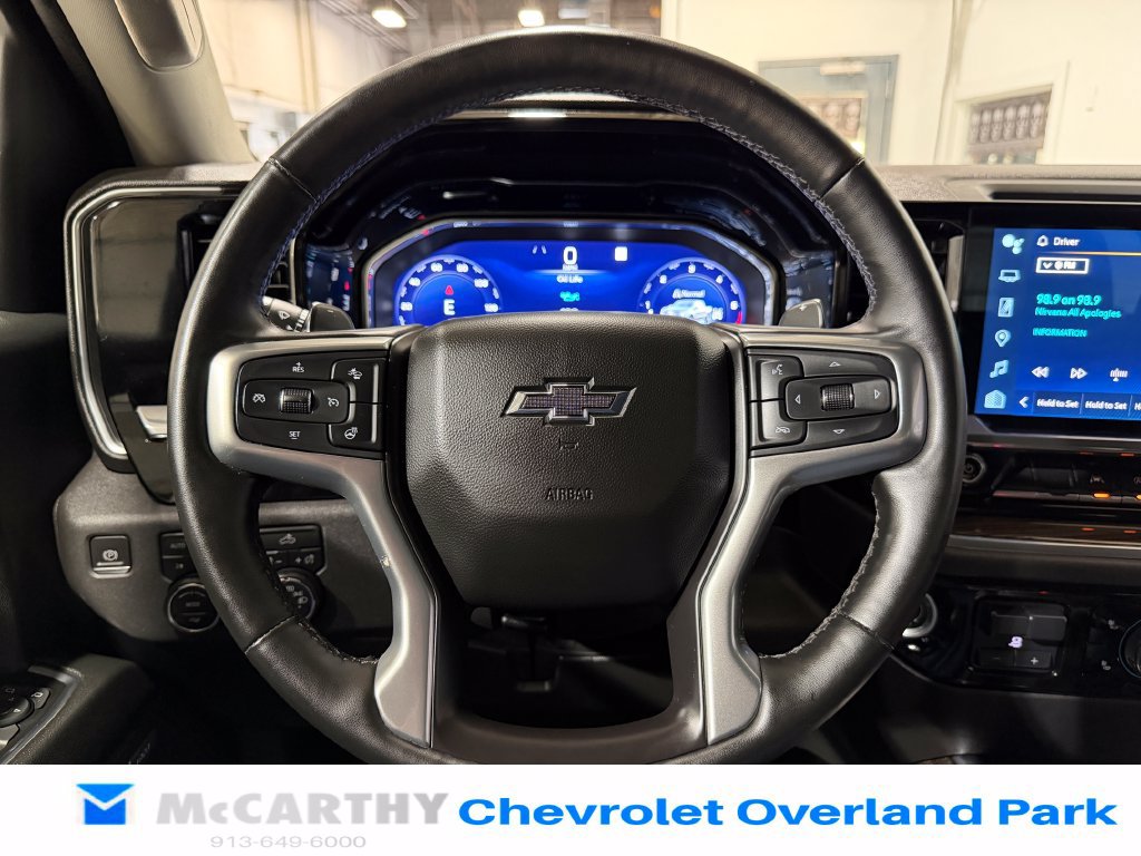 Used 2023 Chevrolet Silverado 1500 RST w/ Convenience Package II AWD/4WD image 12