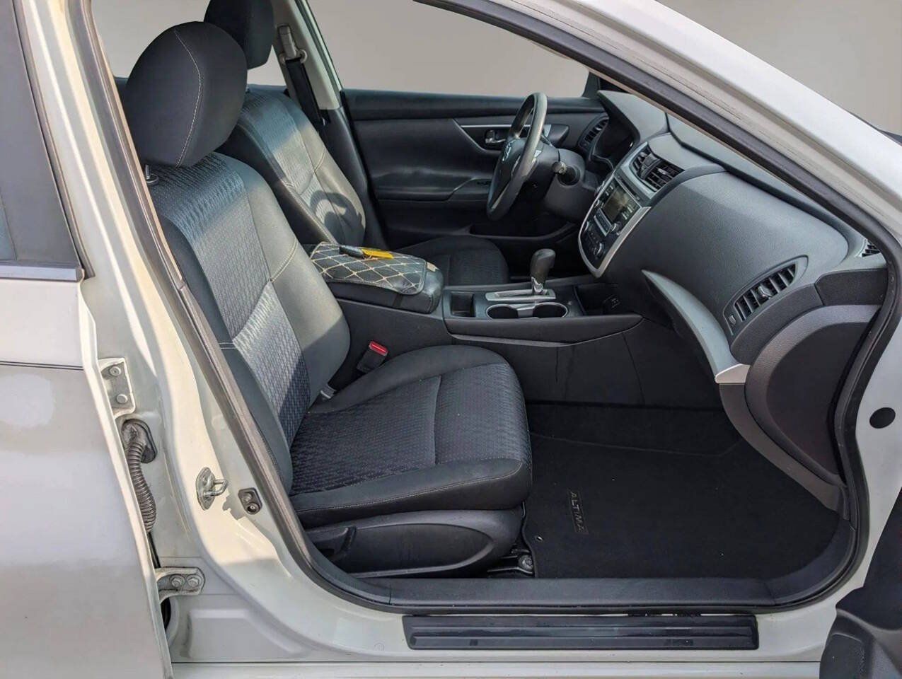 Used 2016 Nissan Altima 2.5 S FWD image 35