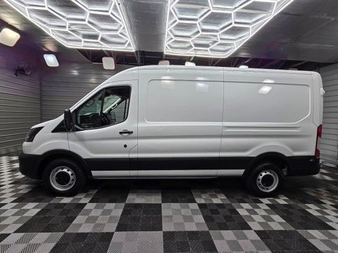 Used 2024 Ford Transit 250 148 Medium Roof w/ Load Area Protection Package RWD image 8
