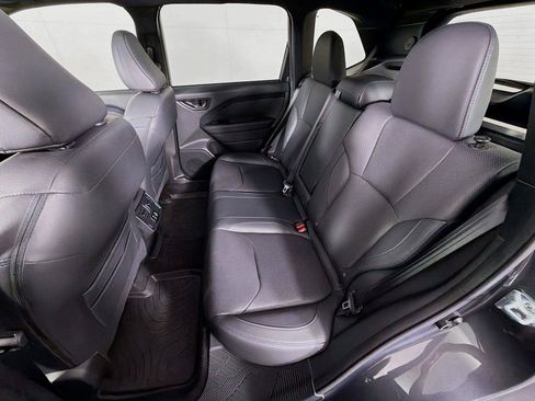 Used 2025 Subaru Forester Limited AWD/4WD image 26