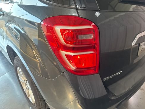 Used 2017 Chevrolet Equinox LS FWD image 10