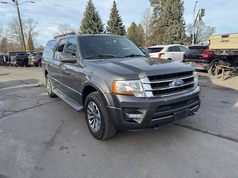 Used 2017 Ford Expedition EL XLT image 8