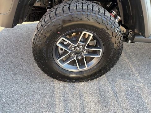 New 2026 Jeep Gladiator Mojave image 48