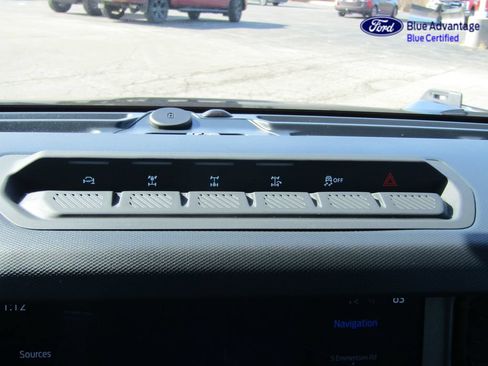Certified 2025 Ford Bronco Badlands AWD/4WD image 28