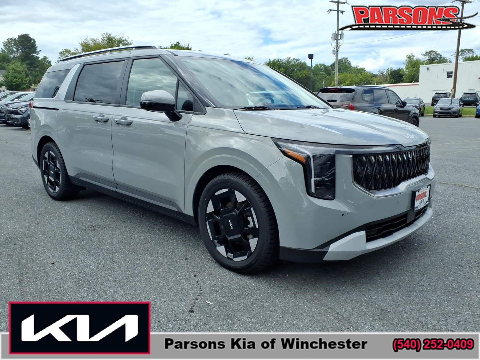 Certified 2025 Kia Carnival EX FWD image 1