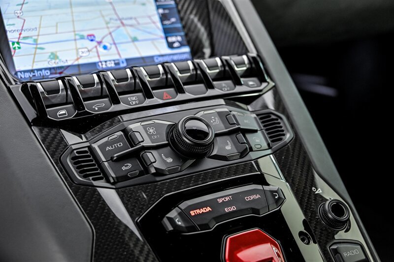 Used 2019 Lamborghini Aventador SVJ AWD/4WD image 47