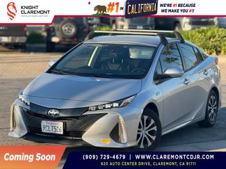 Used 2022 Toyota Prius Prime XLE video 1