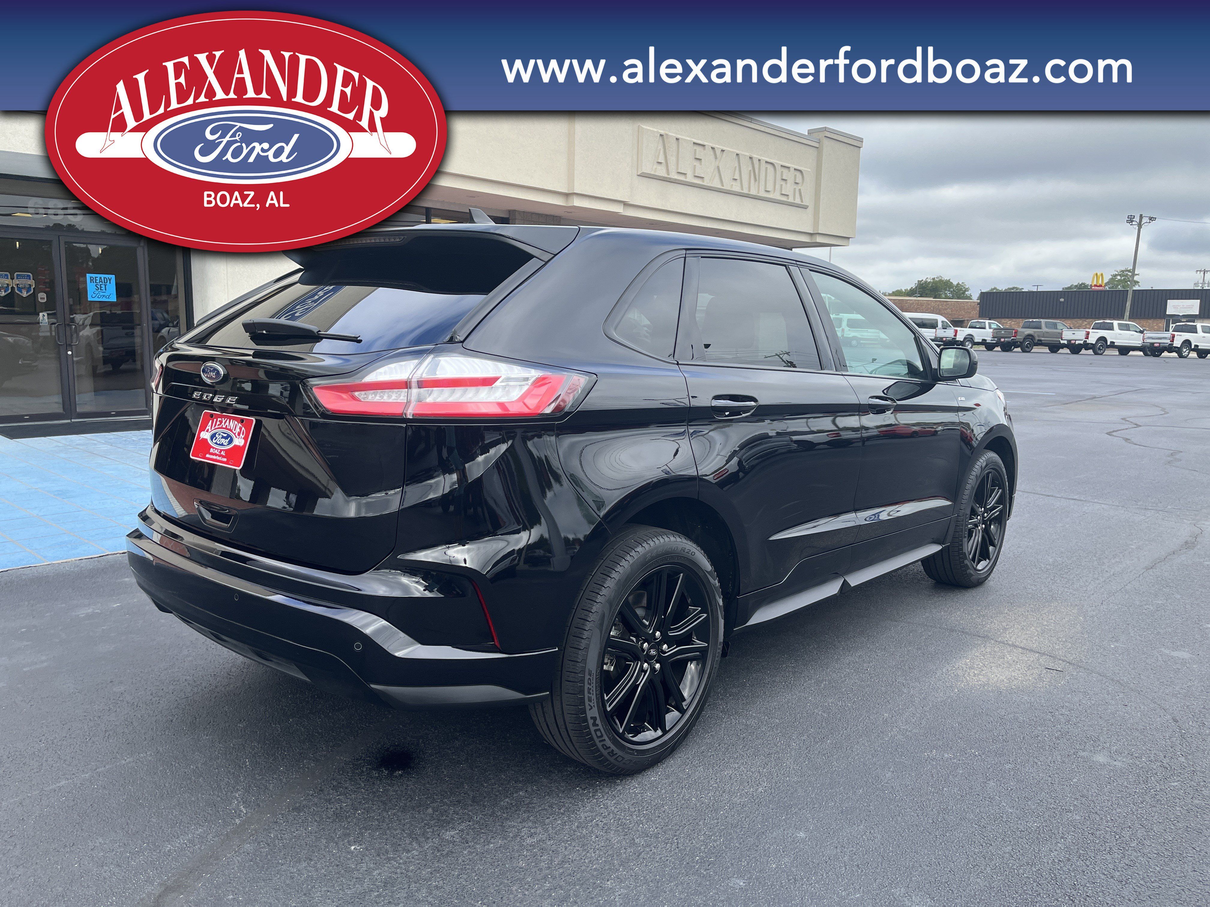 Used 2024 Ford Edge ST-Line AWD/4WD image 4