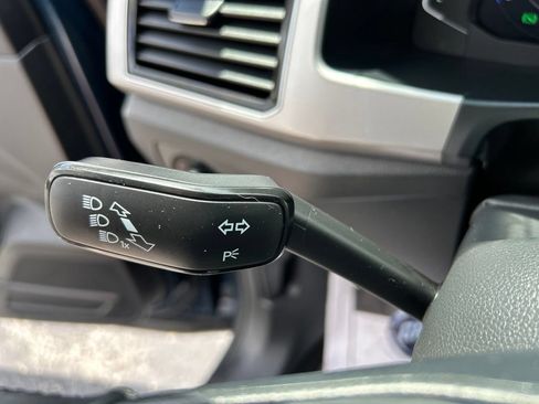 Used 2019 Volkswagen Atlas SEL Premium AWD/4WD image 21