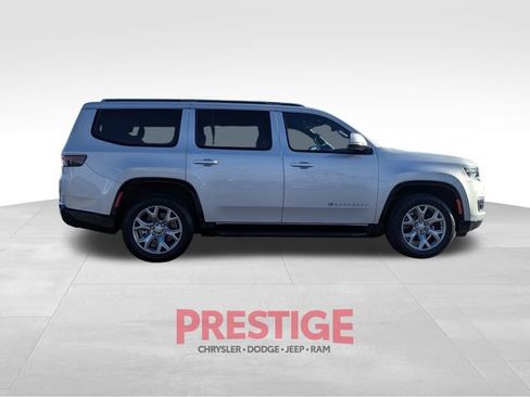 Used 2022 Jeep Wagoneer Series II image 6