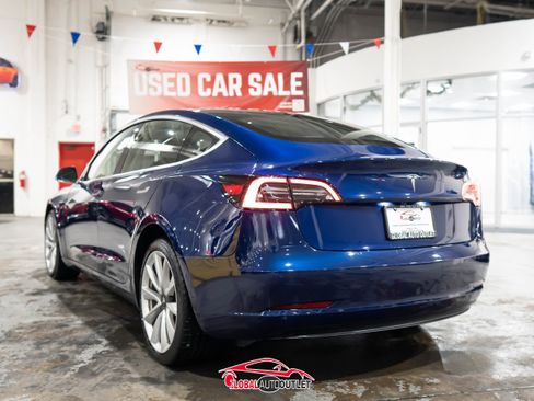Used 2019 Tesla Model 3 Standard Range Plus image 5
