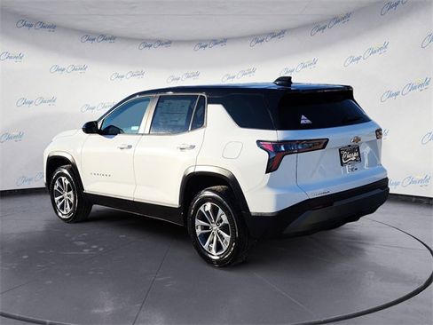 New 2026 Chevrolet Equinox LT image 3