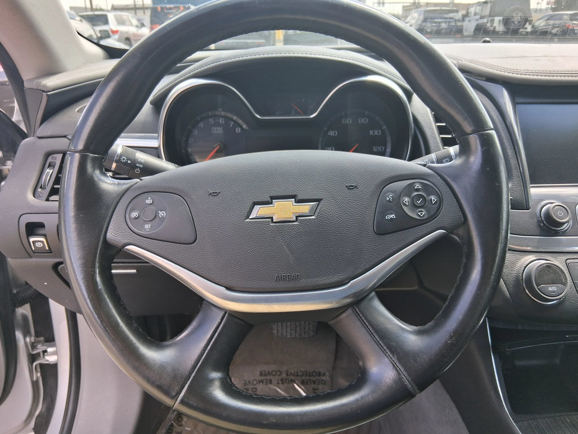 Used 2017 Chevrolet Impala LT FWD image 11