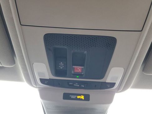 Used 2023 Honda Accord Touring image 25