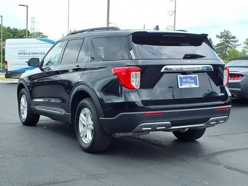Certified 2023 Ford Explorer XLT w/ Equipment Group 202A AWD/4WD image 4