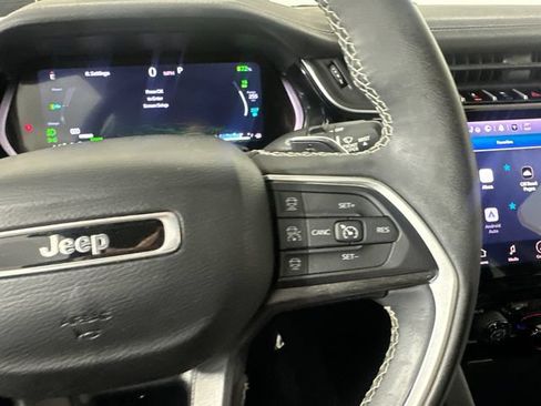 Certified 2023 Jeep Grand Cherokee 4WD 4xe w/ Luxury Tech Group II image 14