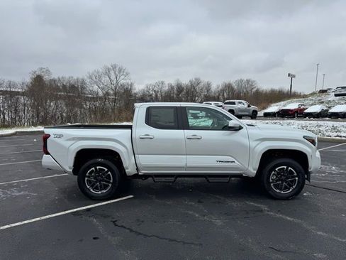 New 2026 Toyota Tacoma TRD Sport image 2