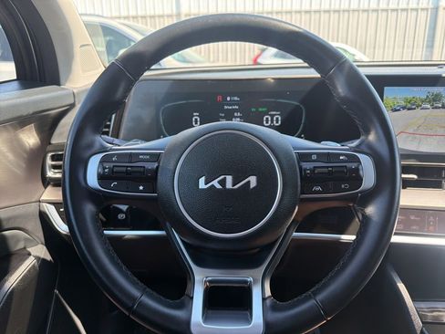 Certified 2024 Kia Sportage EX w/ EX Premium Package AWD/4WD image 32