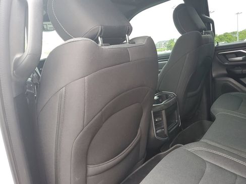 Used 2022 RAM 1500 Big Horn AWD/4WD image 12