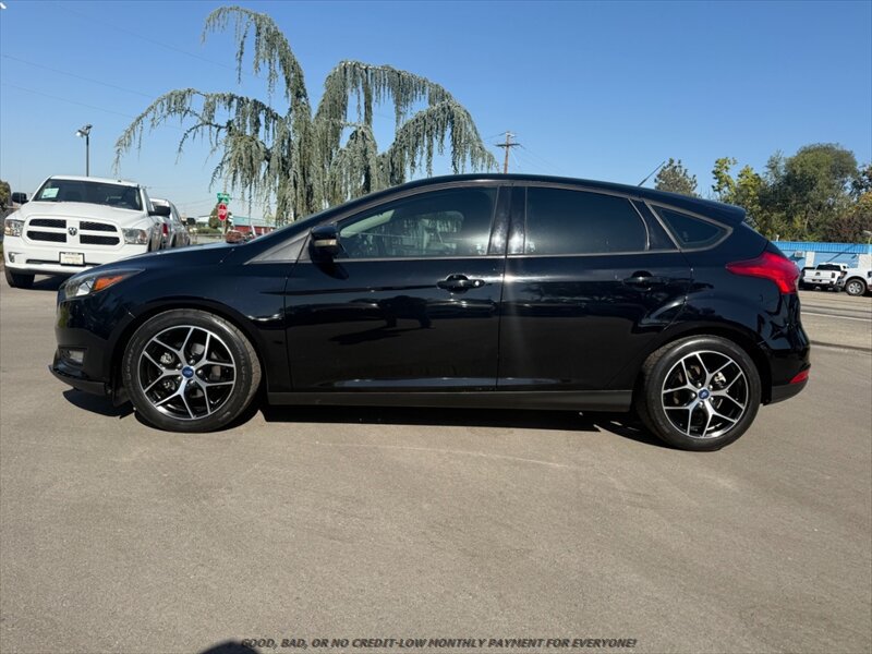 Used 2017 Ford Focus SEL FWD image 4