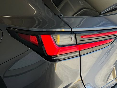 Used 2025 Lexus NX 450h+ AWD w/ Accessory Package (Z2) image 15