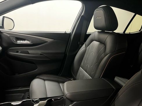 New 2026 Buick Envista Avenir image 25