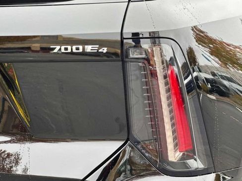 New 2026 Cadillac Optiq Sport 1 image 26