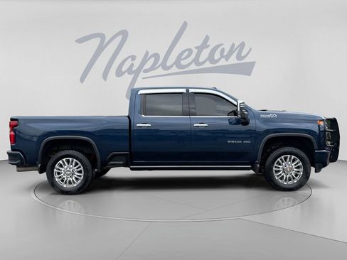 Used 2023 Chevrolet Silverado 2500 High Country w/ Safety Package II AWD/4WD image 9