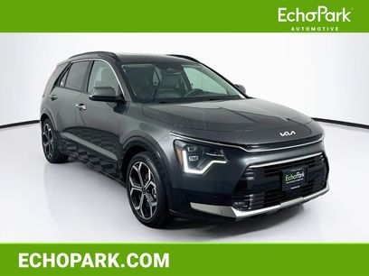 Used 2024 Kia Niro SX Touring