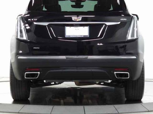 Certified 2022 Cadillac XT5 Sportv w/ Technology Package image 6